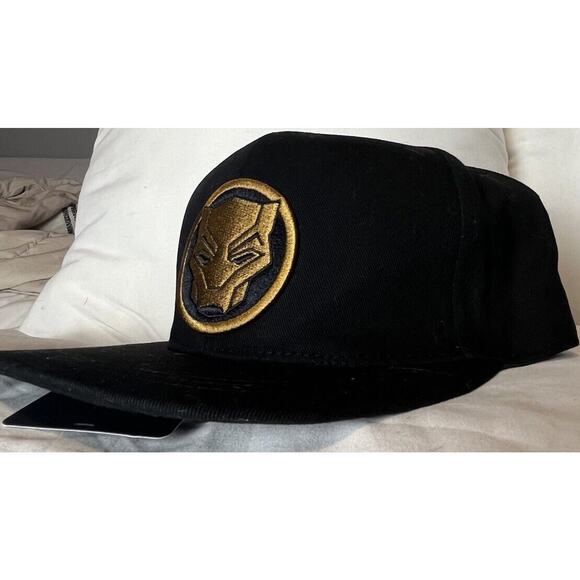 Black Panther Wakanda Forever NEW Snapback Rare Promo Hat Marvel Studios Cap Hat - Picture 2 of 6